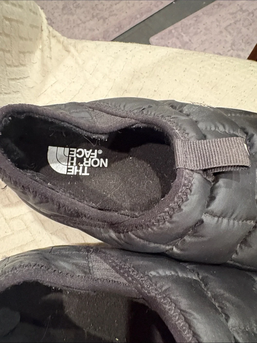 The North Face Kids Black Quilted Slip-On Slippers